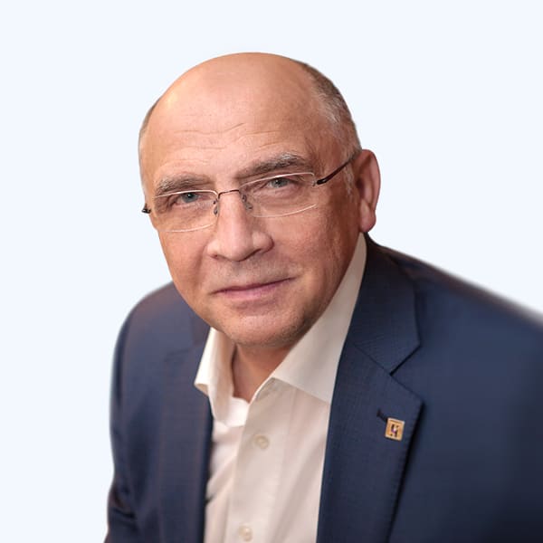 Сергей Иванович на конгрессе "Уральские газели"