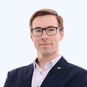 Григорий Карлышев